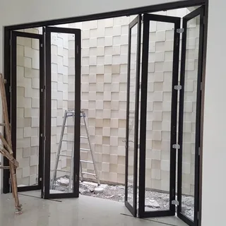 Pintu Alumunium Lipat — Alumunium
